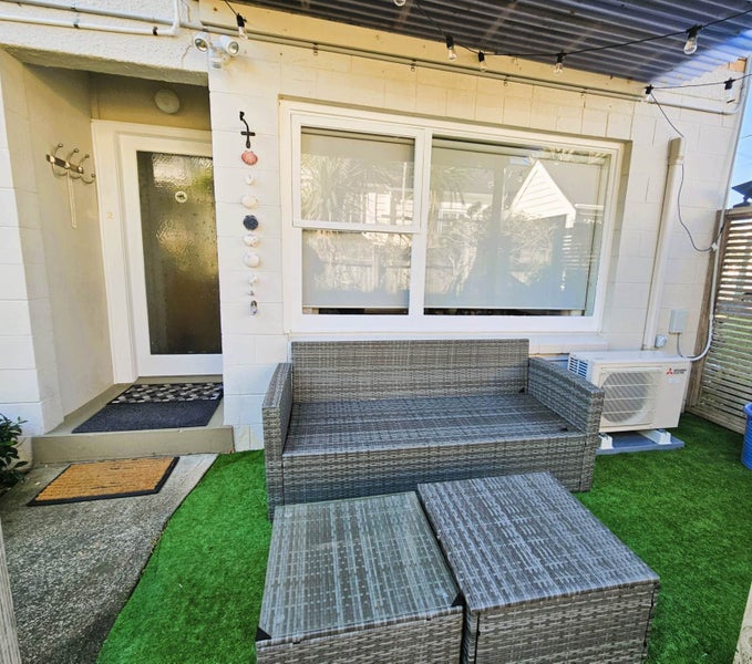 2/7 Domain Street, Devonport, Auckland - Carousel 16