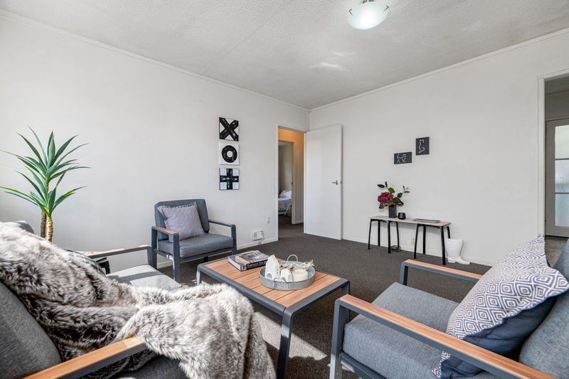 2/219 Swanson Road, Henderson, Auckland - Carousel 2