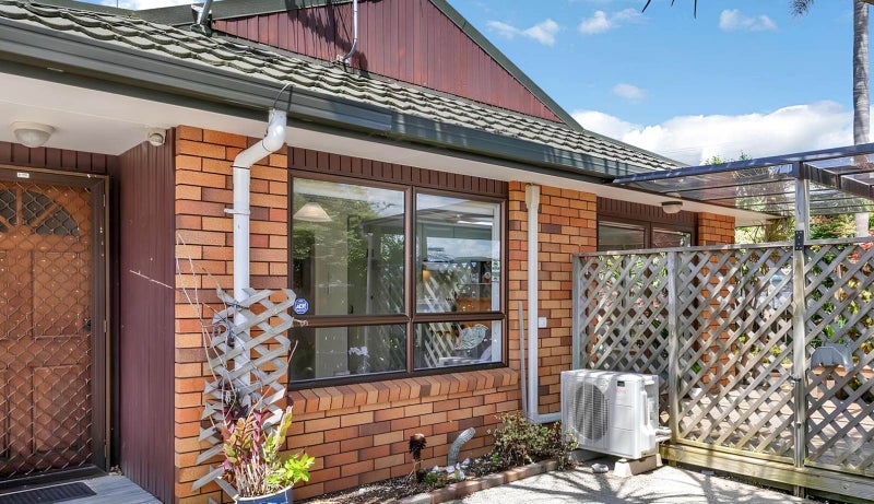 1/2 Graham Street, Regent, Whangarei - Carousel 1