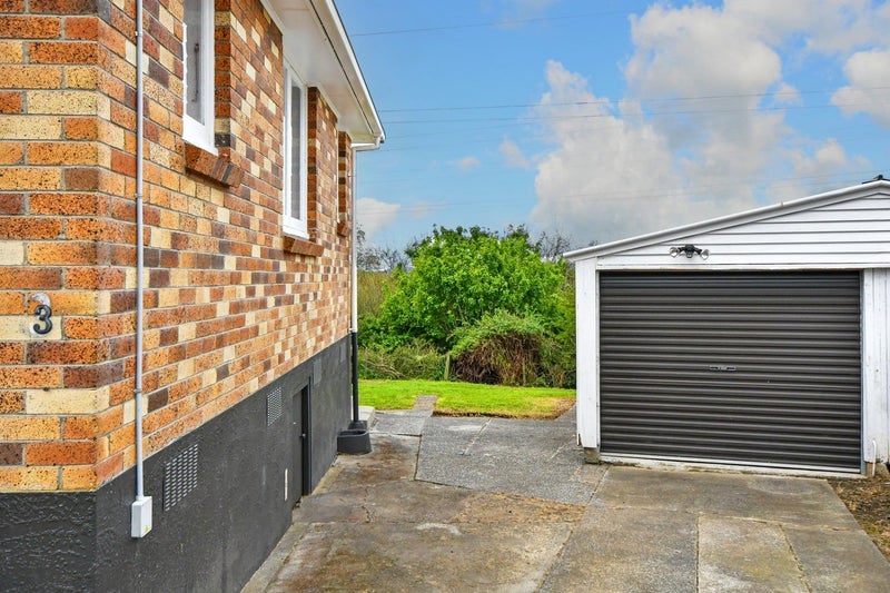 3 Tainui Street, Meremere - Carousel 2