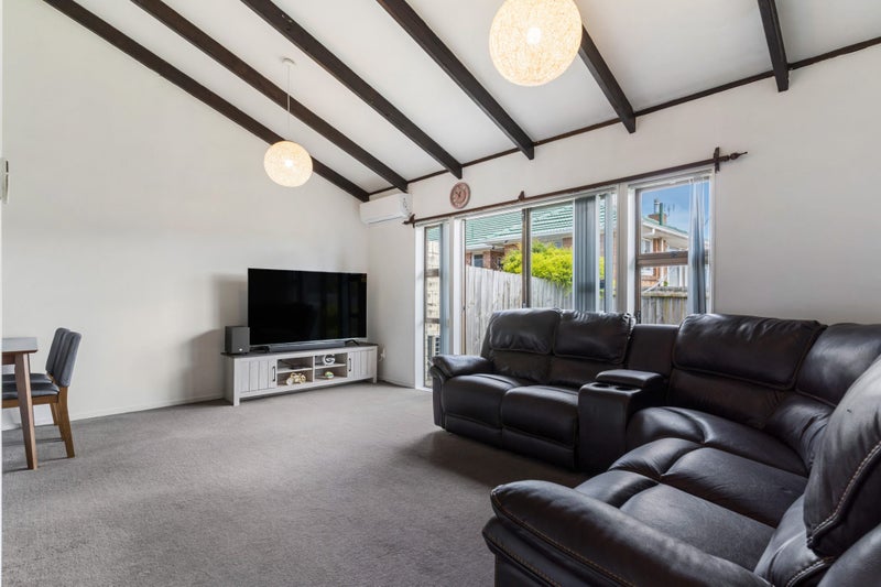 3/30 Islington Avenue, New Lynn, Auckland - Carousel 2