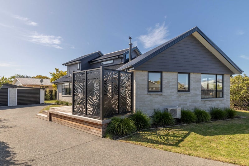 11 Philomel Street, North New Brighton, Christchurch - Carousel 2