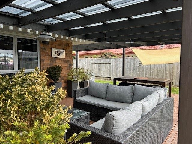 31 Brooklyn Heights Drive, Kelvin Grove, Palmerston North - Carousel 1