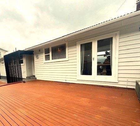 8 Sunshine Crescent, Kelson, Lower Hutt - Carousel 15