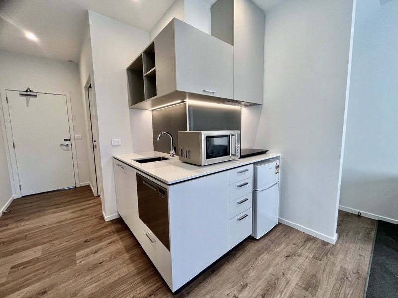 131 Fitzgerald Avenue, Christchurch Central, Christchurch - Carousel 2