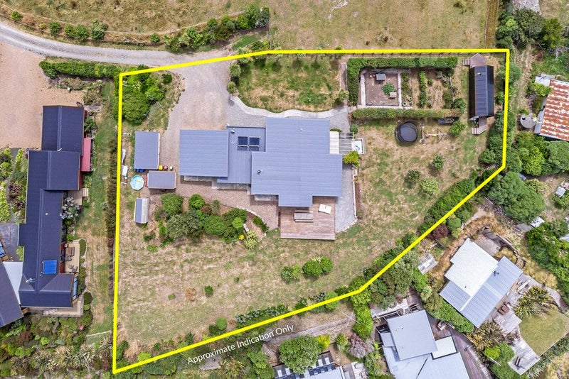 16 Hollybank Lane, Lyttelton - Carousel 20