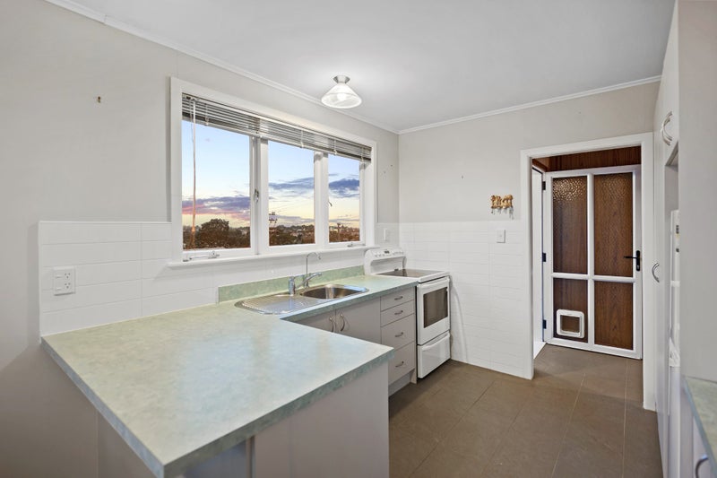 22 Stanley Road, Glenfield, Auckland - Carousel 2