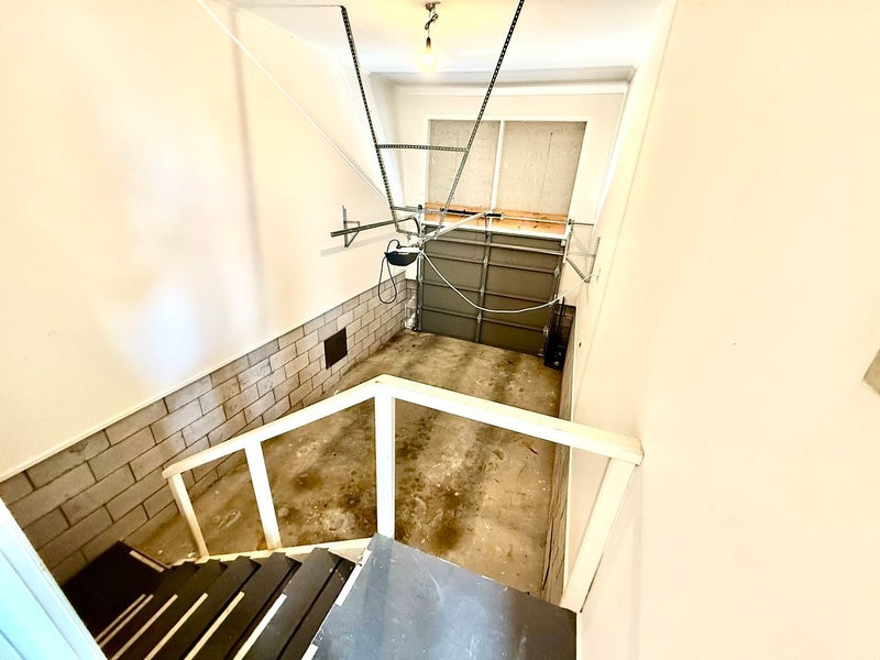 2/97 Pah Road, Epsom, Auckland - Carousel 8