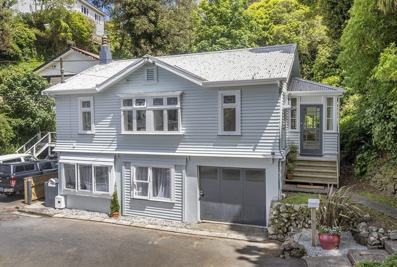 23 Laura Avenue, Brooklyn, Wellington - Carousel 1