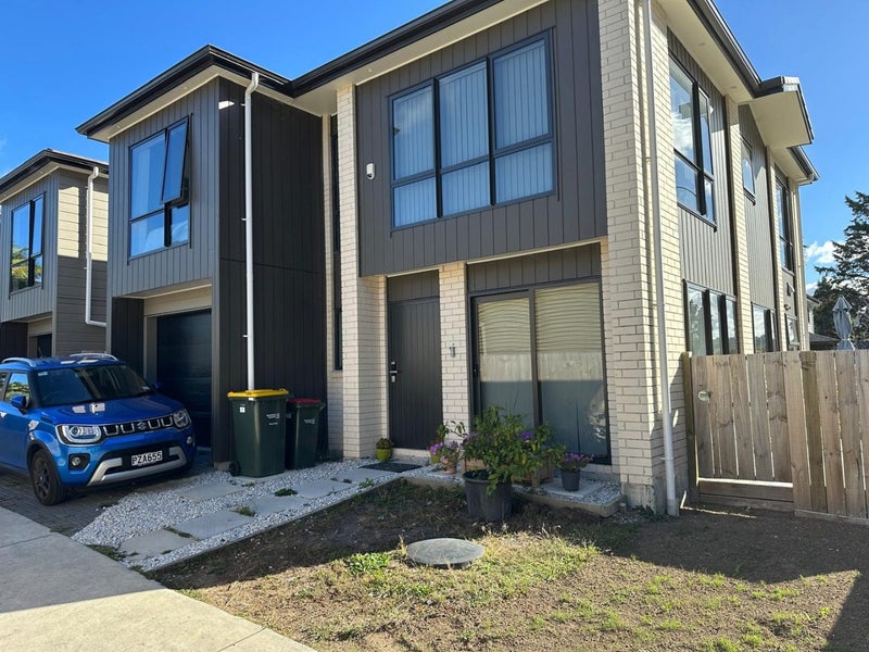 30A Godley Road, Green Bay, Auckland - Carousel 2