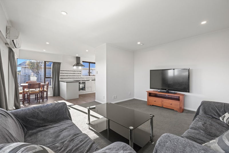 13 Baker Street, New Brighton, Christchurch - Carousel 2