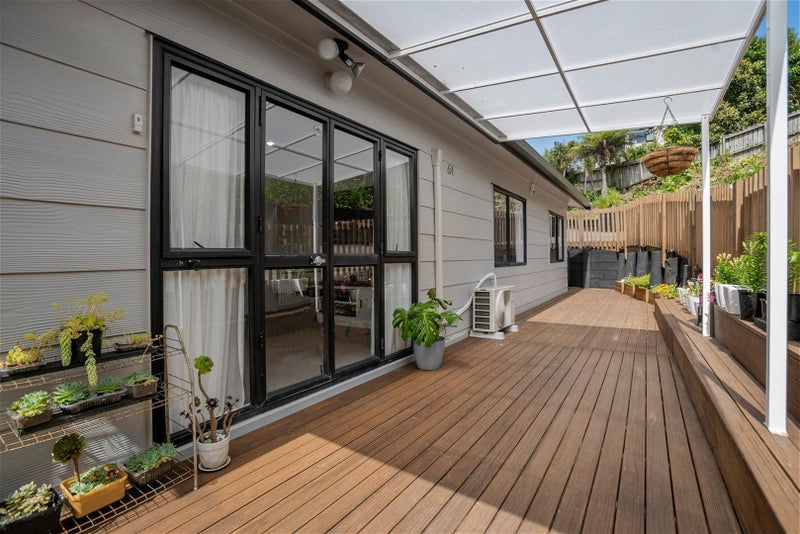 1/6 Glen Vista Place, Bayview, Auckland - Carousel 1