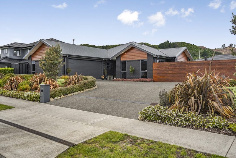33 Gilruth Road, Wallaceville, Upper Hutt - Carousel 1