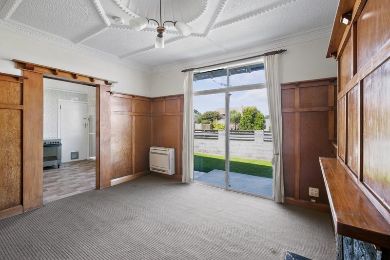 14 Mangorei Road, Strandon, New Plymouth - Carousel 2