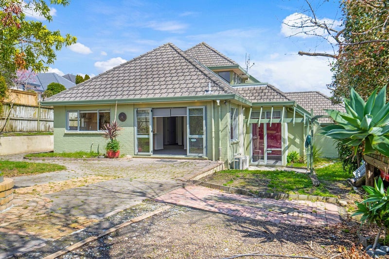 755 Chapel Road, Dannemora, Auckland - Carousel 24