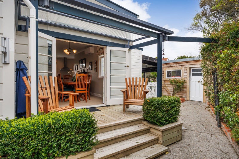11 Kings Court, Roslyn, Palmerston North - Carousel 2