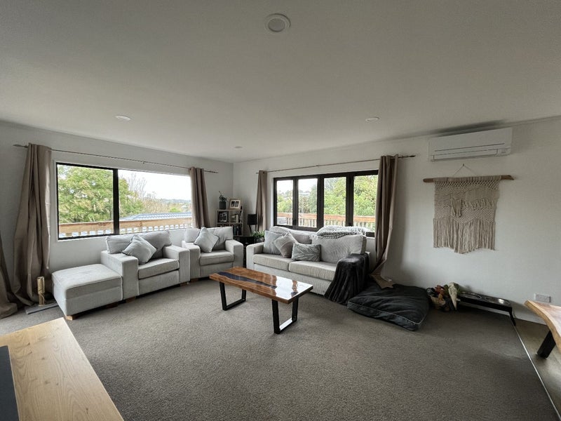 77 Vipond Road, Stanmore Bay, Whangaparaoa - Carousel 1
