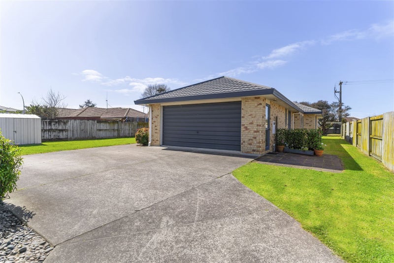 7 Carlsberg Place, Papamoa Beach, Papamoa - Carousel 2