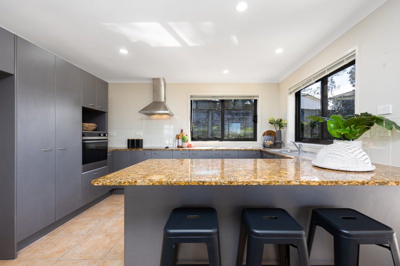 15 Keepers Drive, Gulf Harbour, Whangaparaoa - Carousel 2