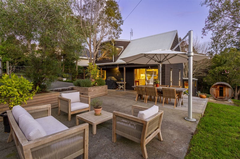 19 Bernard Magnus Lane, Greenhithe, Auckland - Carousel 1