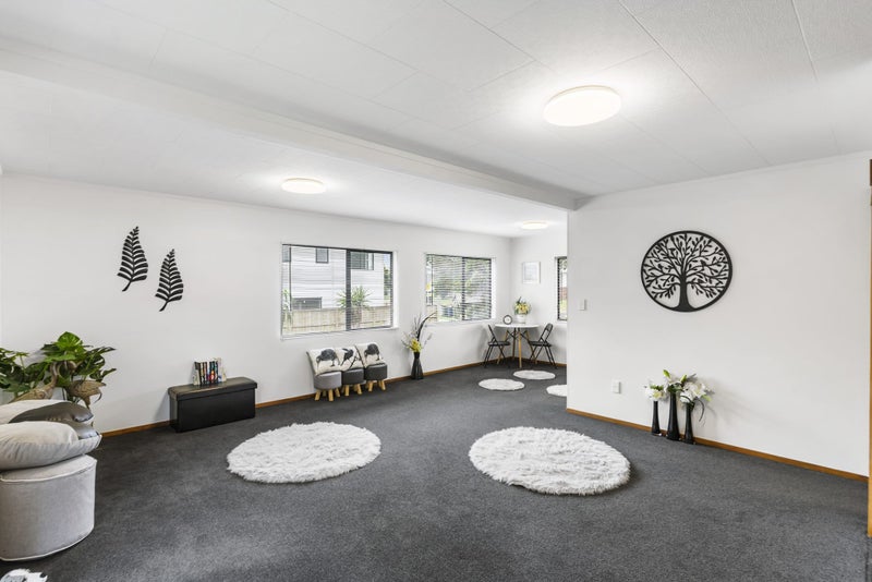 108A Colwill Road, Massey, Auckland - Carousel 2
