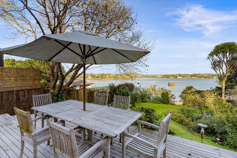 73 Norwood Road, Bayswater, Auckland - Carousel 1
