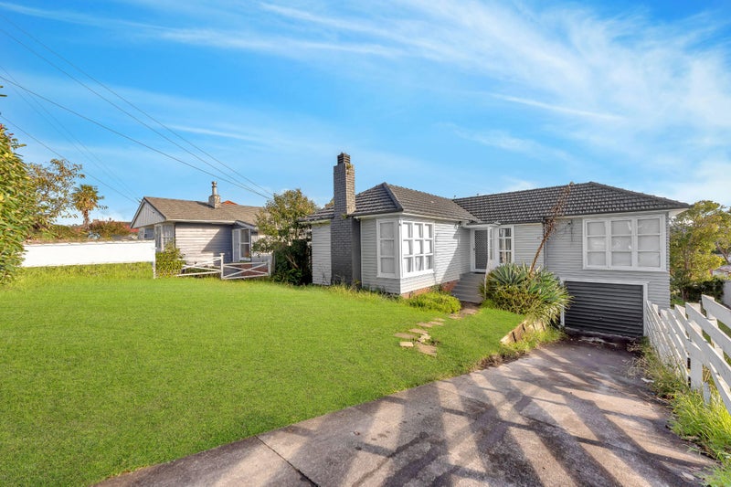 14 Roseville Street, New Windsor, Auckland - Carousel 2