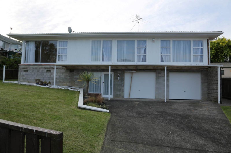 16 La Trobe Street, Pakuranga Heights, Auckland - Carousel 2