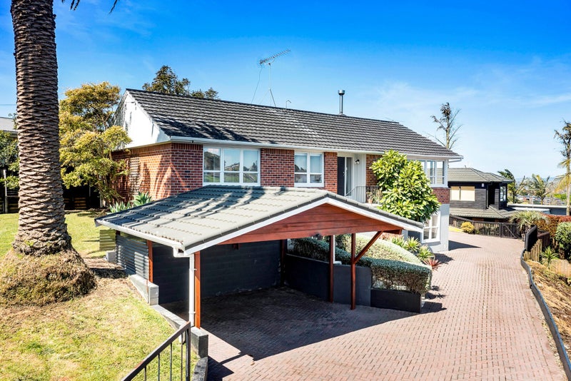 3 Lintaine Place, Glen Innes, Auckland - Carousel 1