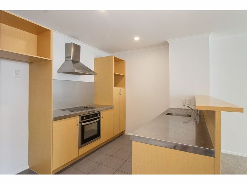 4H/21 Virginia Avenue East, Eden Terrace, Auckland - Carousel 2