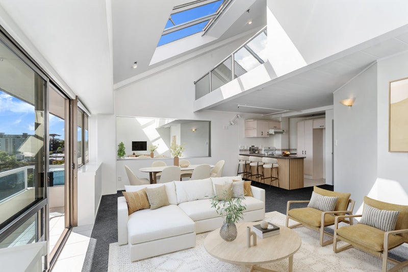 4H/15 Auburn Street, Takapuna, Auckland - Carousel 1