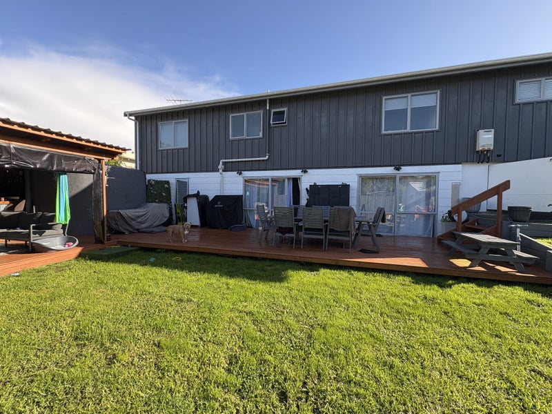 24 Springtime Crescent, Stanmore Bay, Whangaparaoa - Carousel 1