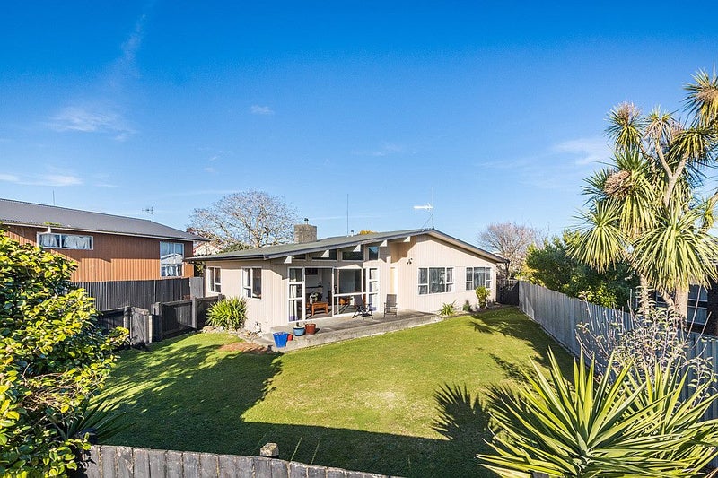 43 Havelock Avenue, Westbrook, Palmerston North - Carousel 2