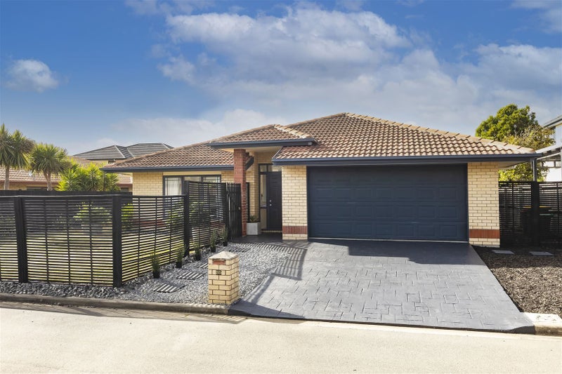 35 Eastwood Rise, Waimairi Beach, Christchurch - Carousel 1