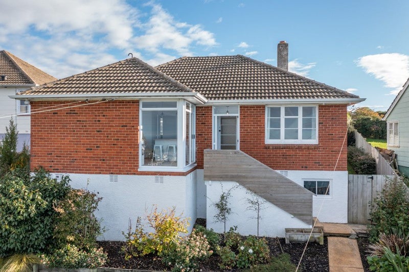 52 Aberdeen Road, Saint Clair, Dunedin - Carousel 23