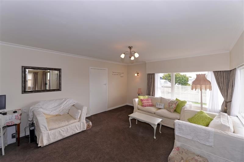 21 Kipling Crescent, Stoke, Nelson - Carousel 2
