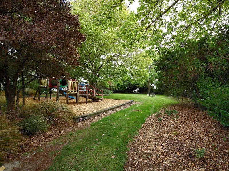 48 Thackeray Place, Waltham, Christchurch - Carousel 11