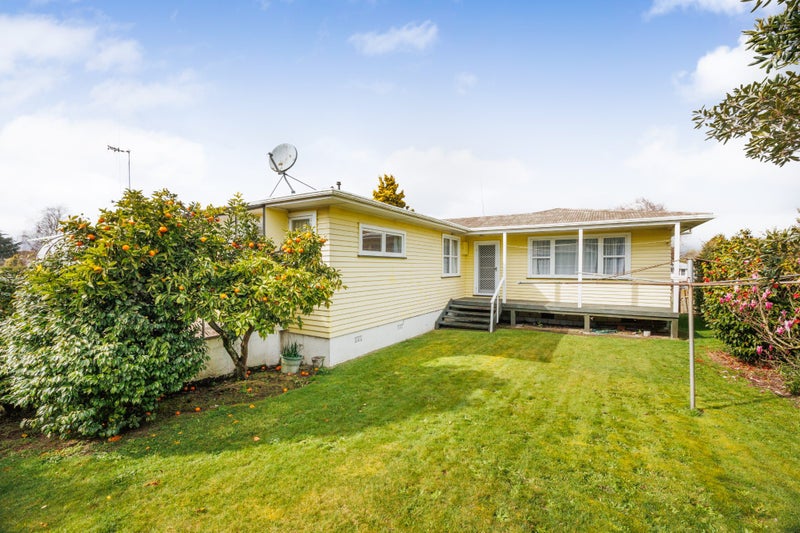 18 Antrim Place, Hokowhitu, Palmerston North - Carousel 2