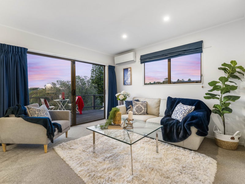 3/13 Estelle Place, Farm Cove, Auckland - Carousel 2