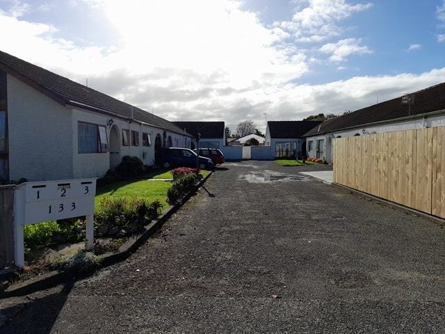 2/133 Cook Street, West End, Palmerston North - Carousel 9
