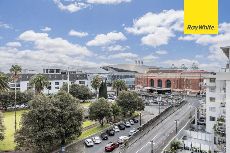 702/8 Ronayne Street, Auckland Central, Auckland - Carousel 1