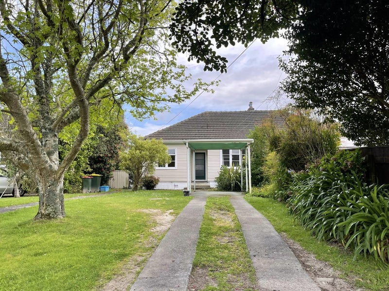 139 Oxford Terrace, Epuni, Lower Hutt - Carousel 1