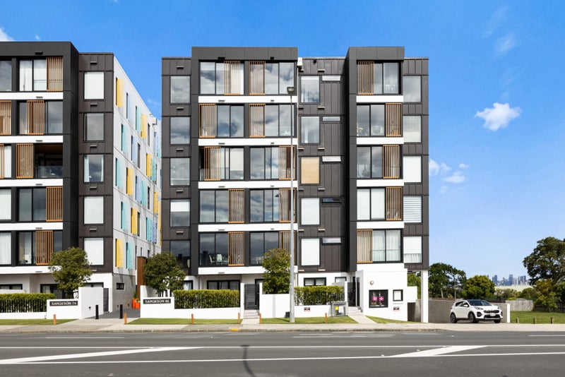 204/80 Anzac Street, Takapuna, Auckland - Carousel 2