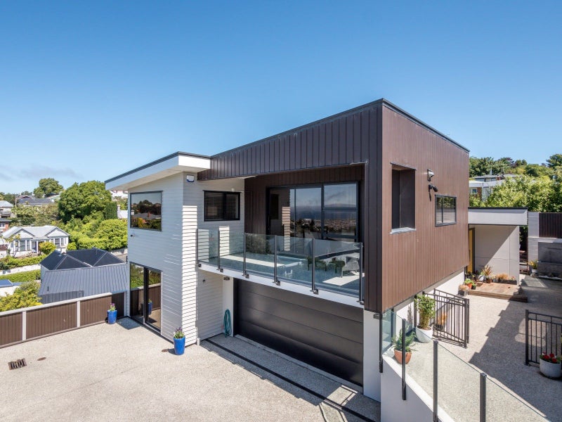 5 Havelock Street, Mornington, Dunedin - Carousel 1