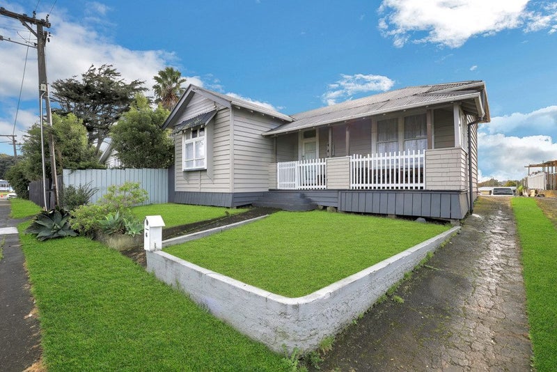 6 Pukeiti Road, Otahuhu, Auckland - Carousel 2