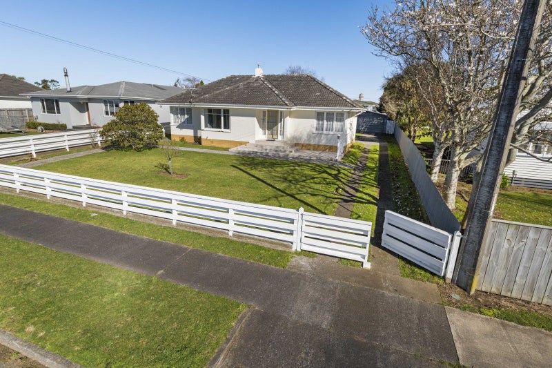 19 Campbell Street, Hāwera - Carousel 2