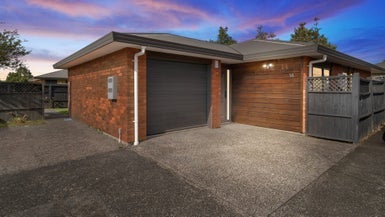 14 Morewood Lane, Favona, Auckland - Carousel 1