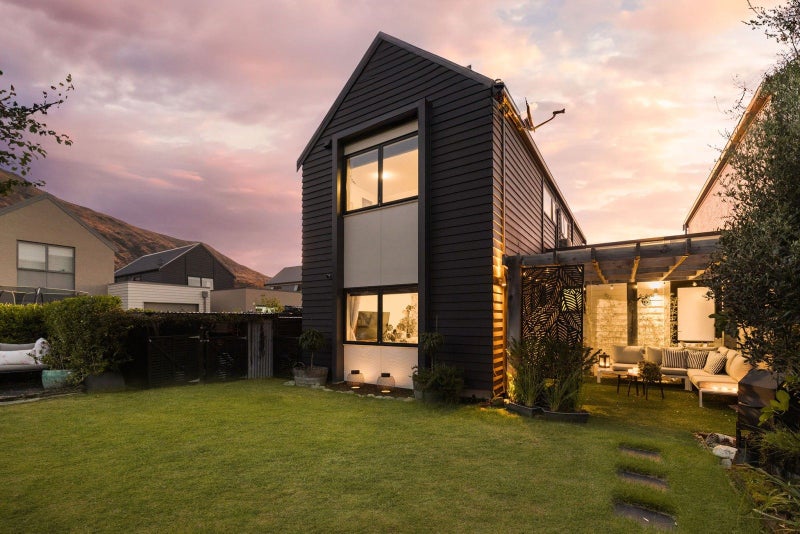 14B Hope Avenue, Lake Hayes, Queenstown - Carousel 1