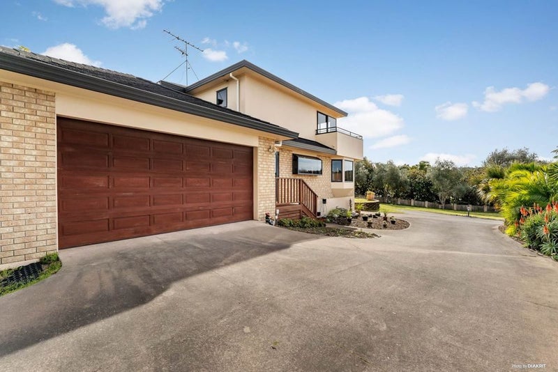 16 Sunny Crescent, Huapai, Kumeu - Carousel 2