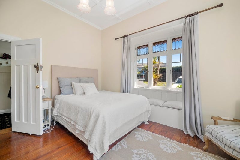 195 Hinemoa Street, Birkenhead, Auckland - Carousel 2